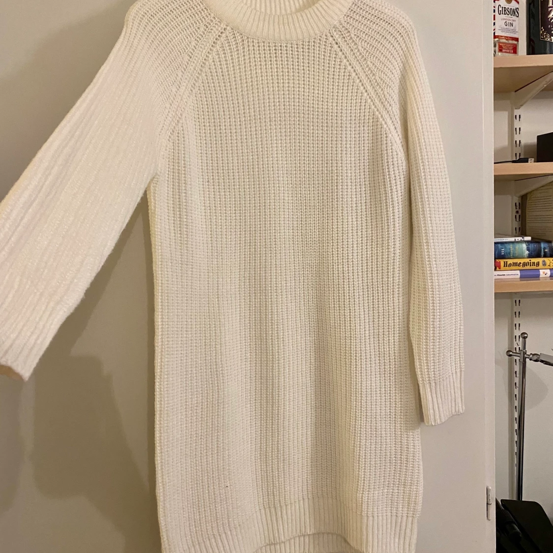 Vit stickad klänning strl M - 90