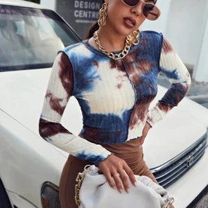 Tröja  - Helt ny tröja. Storlek S men passar en XS också