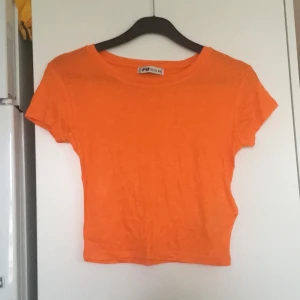 Orange crop top stl xs  - Orange crop top. 🧡