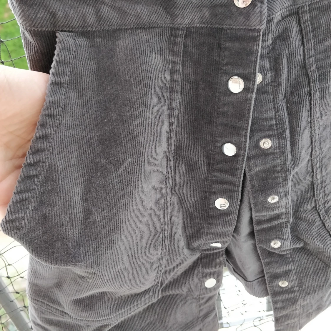 Manchesterklänning med knappar  - 90