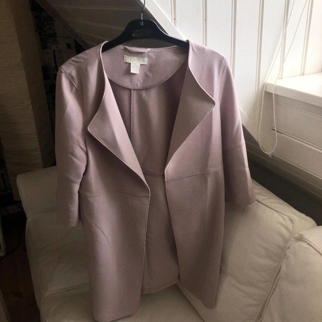 Tunn beige sommarjacka 