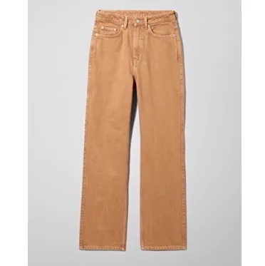 Säljer dessa fina jeans från Weekday i storleken 24/32 och modellen Row/rowe. Använd 2-3 gånger, så de är i nyskick! Slutsåld på Weekday’s hemsida i storleken 24/32. 368kr ink frakt, möts INTE. DM för intresse eller frågor.. Jeans & Byxor.