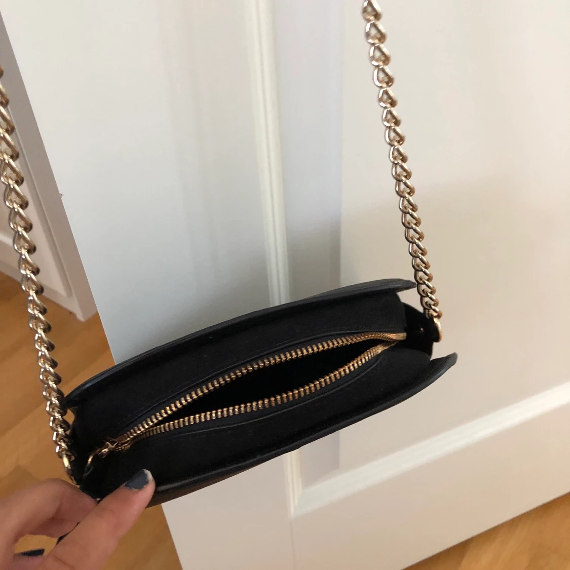 Svart liten väska - 91