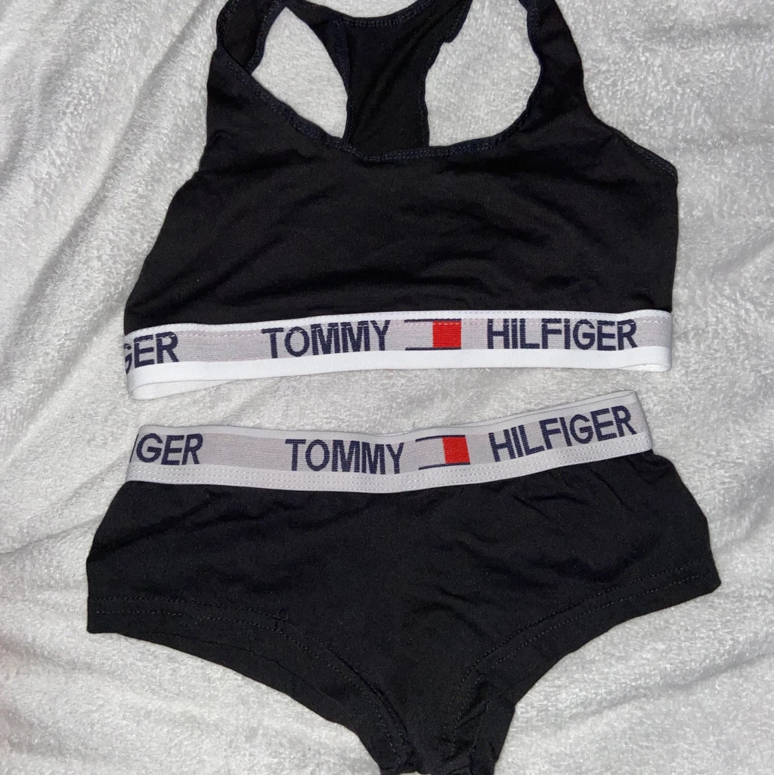 Tommy Hilfiger