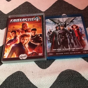 Säljer 2 marvel filmer 10kr st och 15kr tsm - bra skick alla skivor finns med och fodralet är i ok skick 🤗