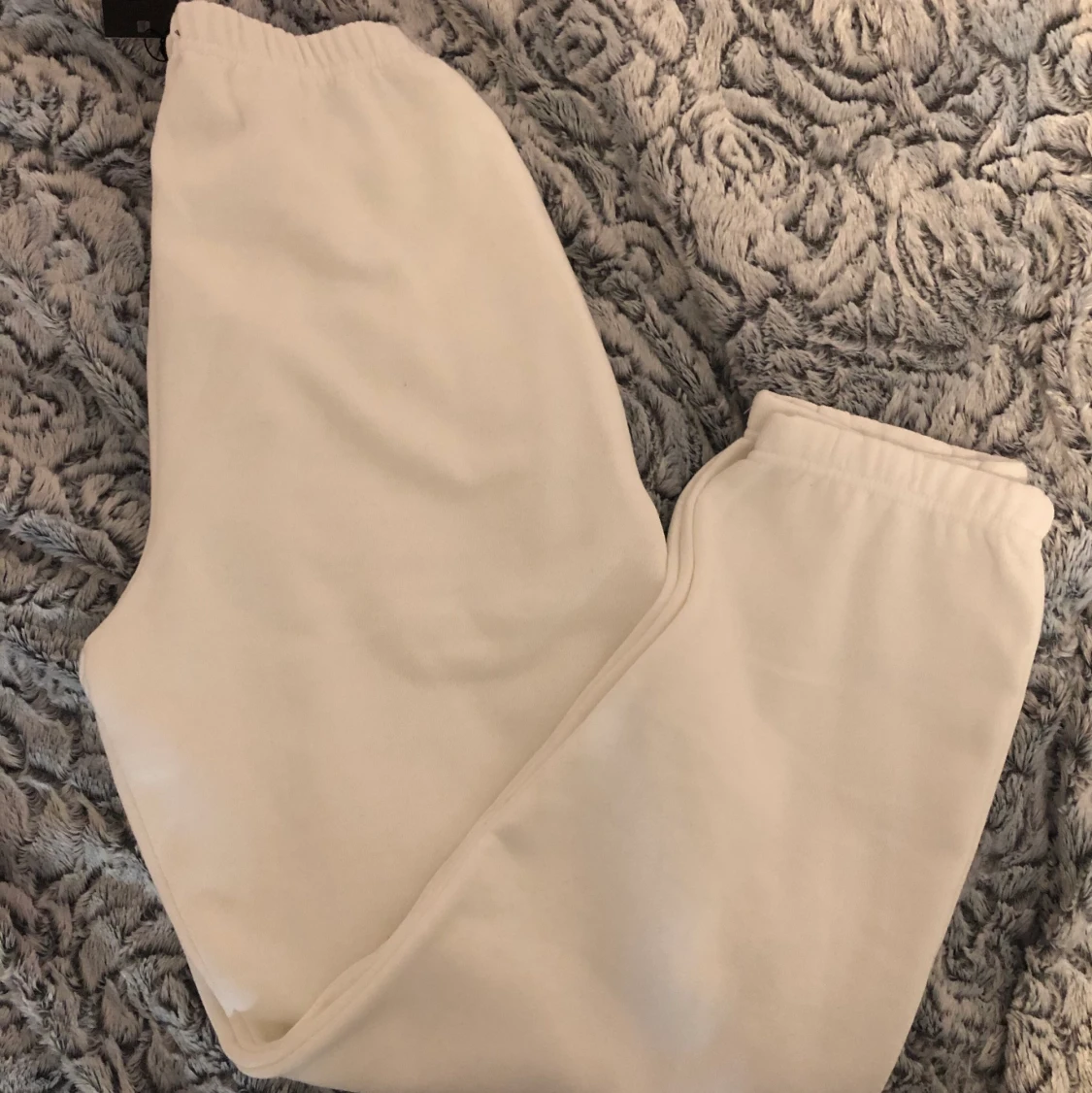 Vita mjukisbyxor - 91