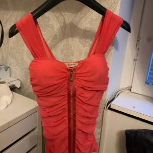 Festtröja - Använd 2 gånger jätte tillfällig för fester 