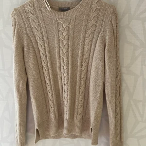 Stickade tröja  - Skickad tröja från Lindex 