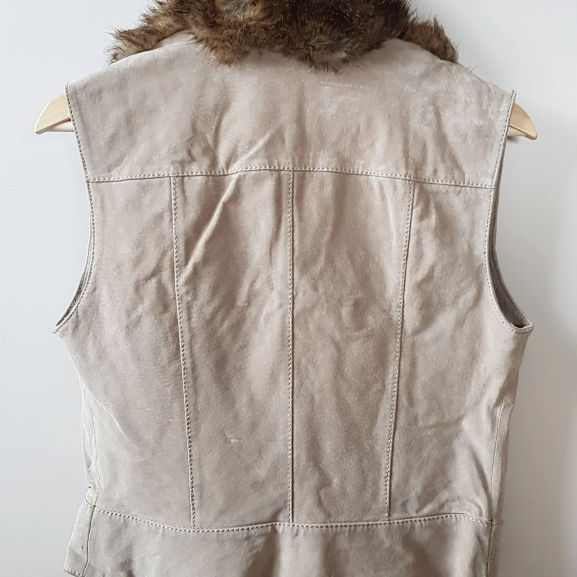 Zoul - skinnväst med fuskpälskrage - 91