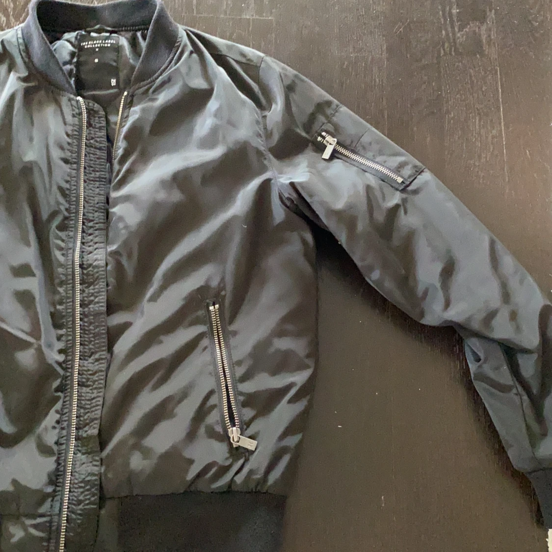 Svart bombajacka - 91