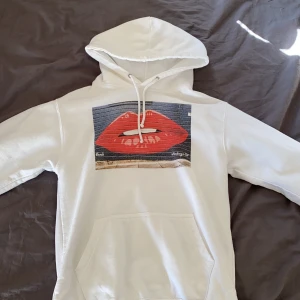 The Cool Elephant Hoodie  - Hoodie från The Cool Elephant i superbra skick!! Säljer pga för liten för mig. 