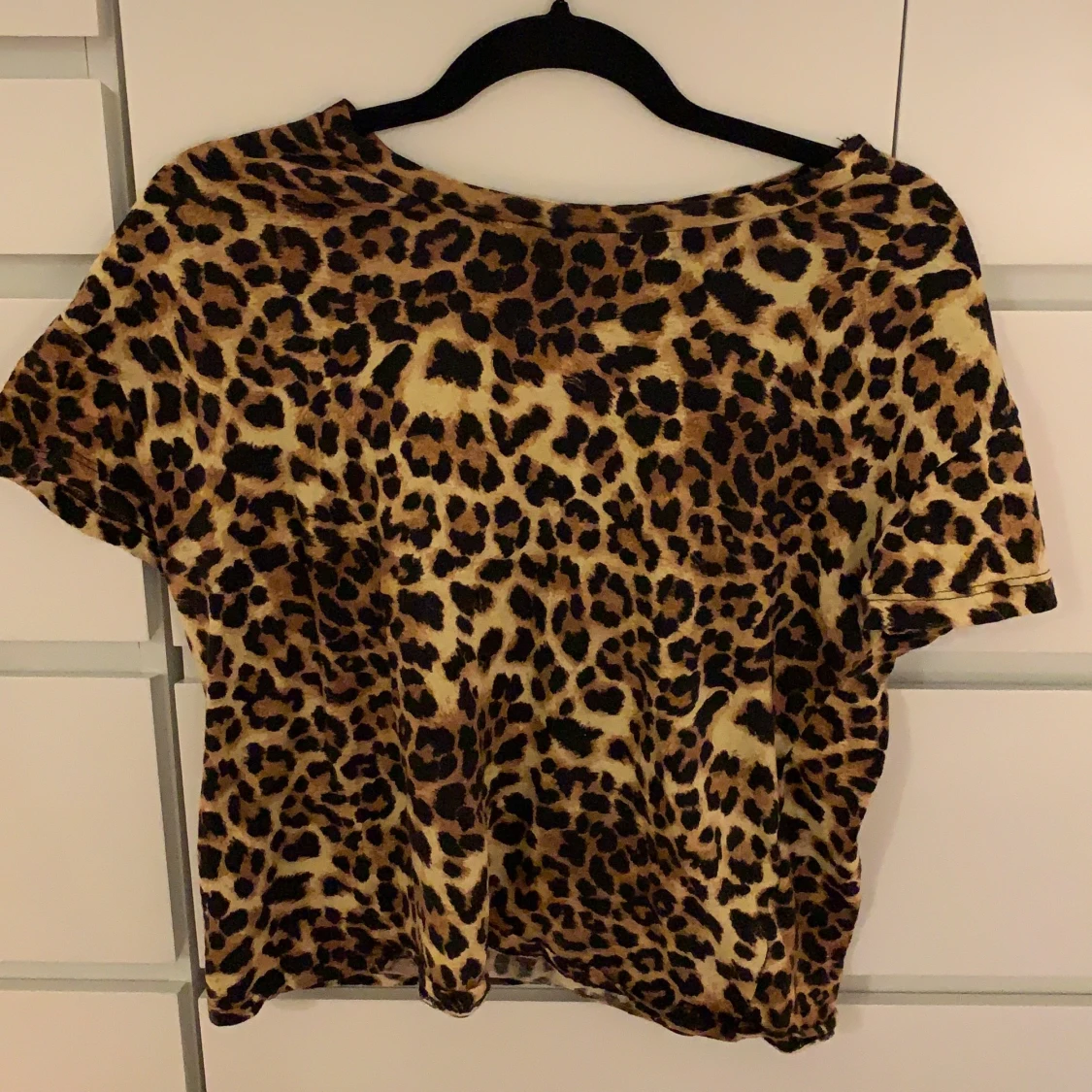 Leopard mönstrad T-shirt