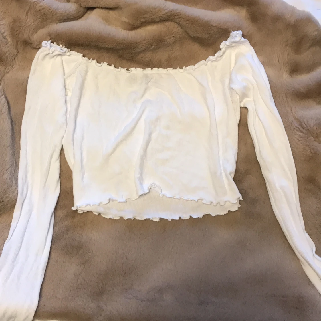 Mjuk offshoulder sparsamt använd