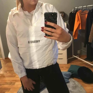  - skitcool vindjacka från Carlings. Sälja på grund av för liten :( En av mina favoriter☹️ Köparen står för frakten🥰