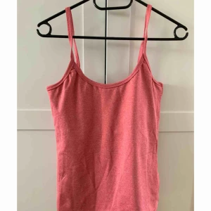  - Nelly träningslinne med innerbh