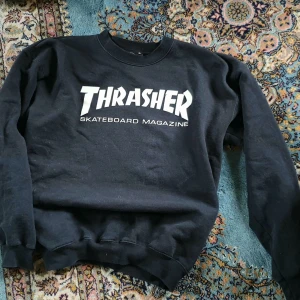  - 🔥🔥TRASHER 🔥🔥    Passa på o fynda denna fina tröja!! Köparen står för frakt 🌹