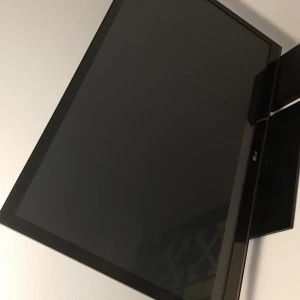  - Säljer min LG plasma tv 50 tum.   2000kr   Priset är fast. Om du ska hålla på och sänka priset så kommer jag inte svara!  Inget kvitto eller kartong finns, HDMI kabel, startkabel och kontroll medföljer.