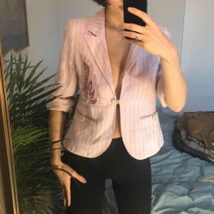  - En asfin kostym-jacka i 50% ull! 