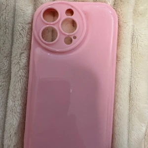 iPhone 13 pro skal - Säljer alla fyra tillsammans