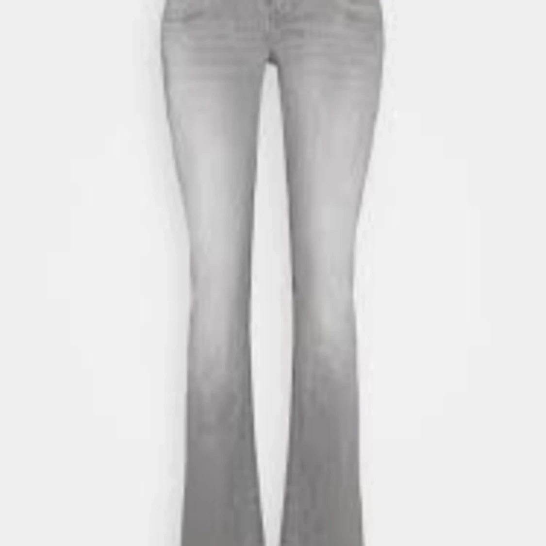 Ljusgrå LTB jeans