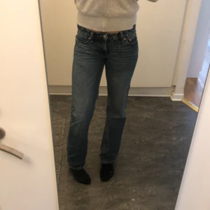 Weekday jeans  - Jättefina weekday Jeans som är alldeles för små för mig , använt 1 gång bara 
