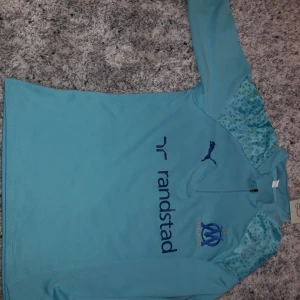 Marseill tracksuit  - Helt ny Marseille tracksuit storlek s, skriv för fler bilder