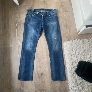 Ralph Lauren Jeans - Storlek 34/32 men sitter som 34/34. Jeansen är i fint skick. Hör av dig vid frågor!