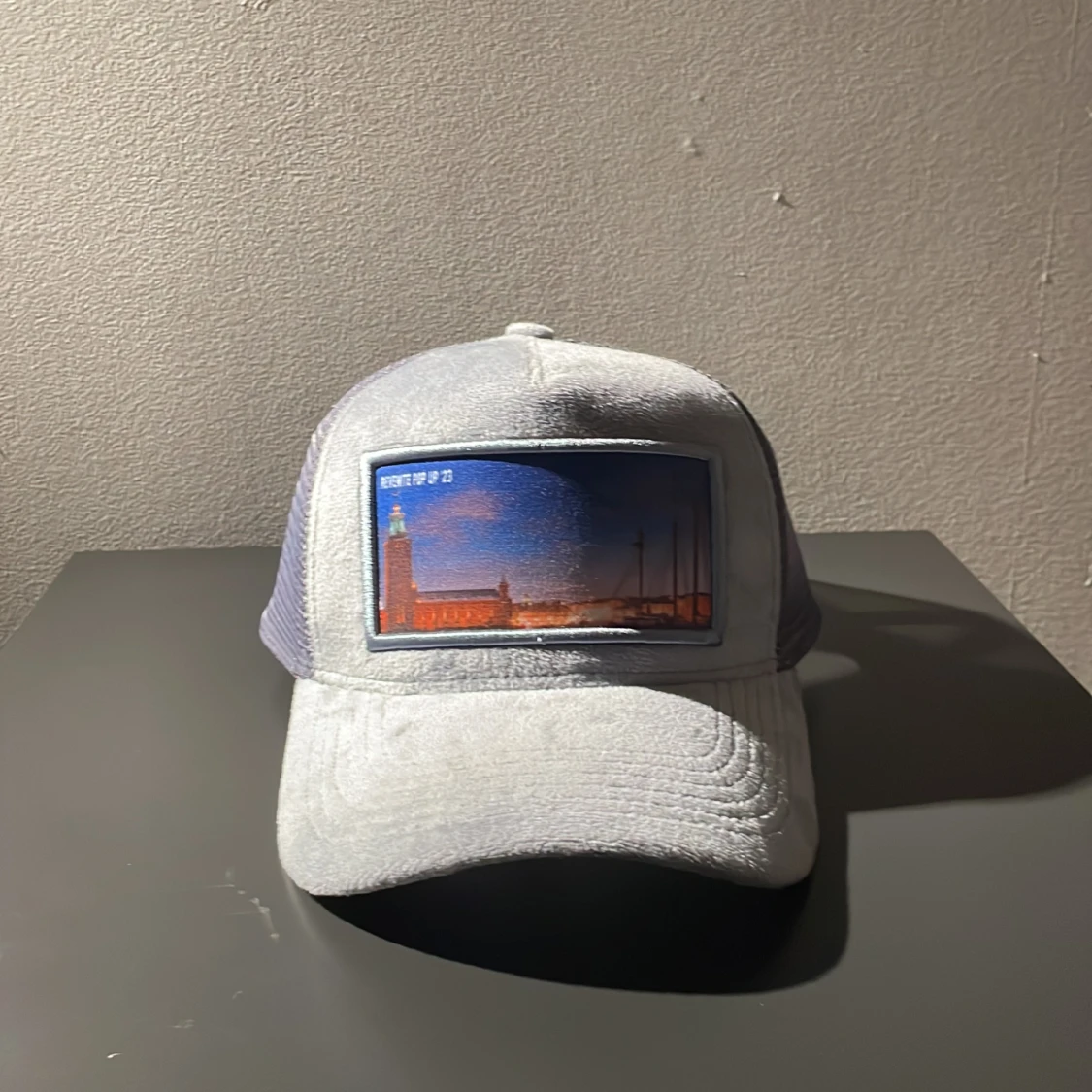 Revenite keps limited edition