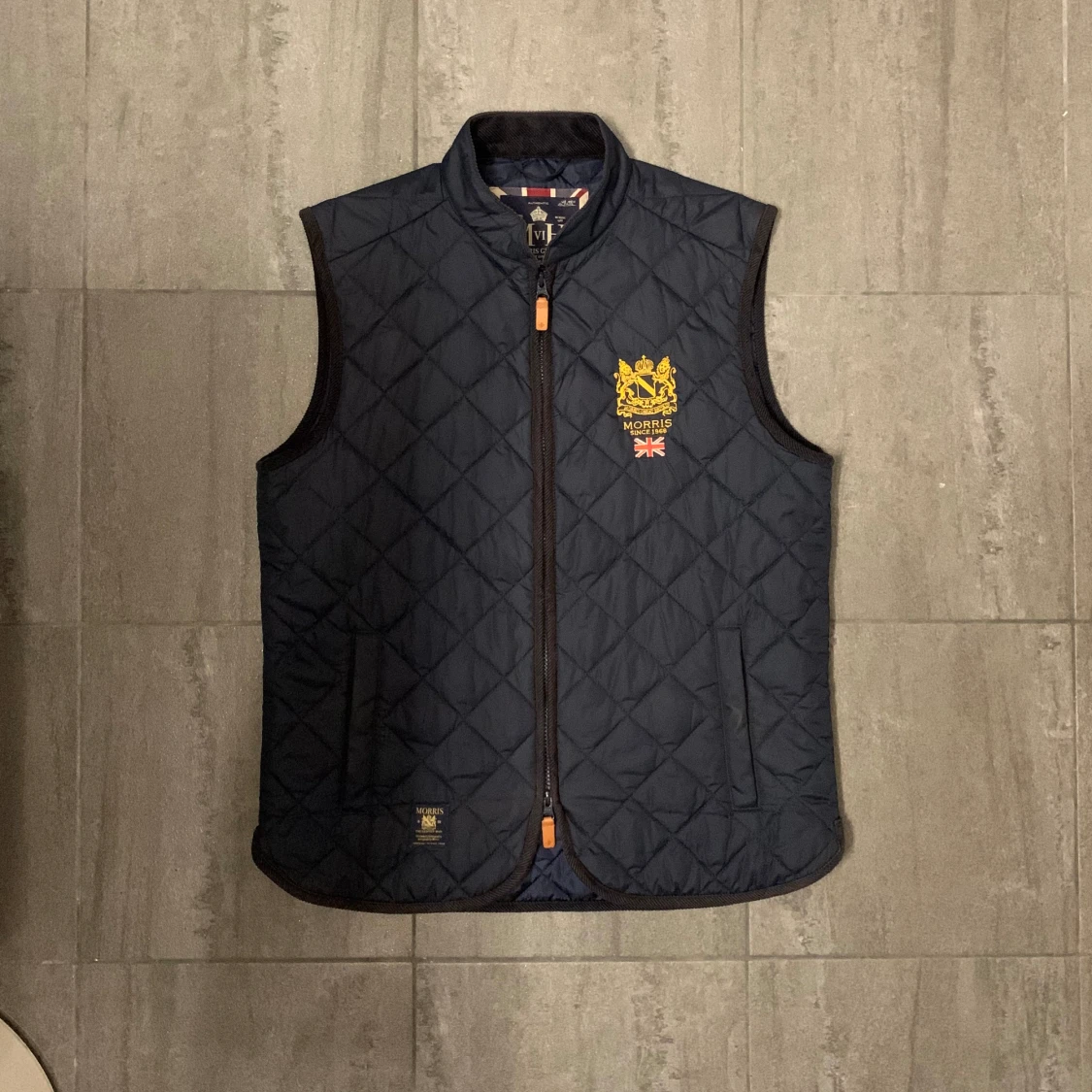 Morris väst 