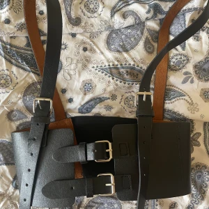 Korsettbälte - Säljer denna då den inte kommer till användning, helt ny!