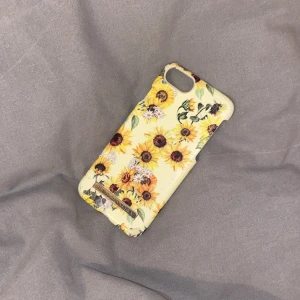 Ideal of Sweden skal iPhone 6/6s/7/8 - Ideal of Sweden magnetskal. Köparen står för frakten. 