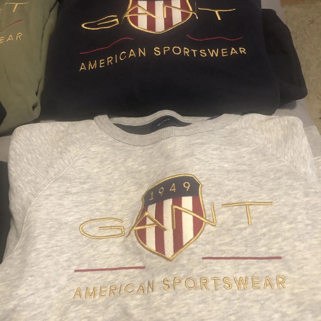 Märkeströjor i nyskick! - 91