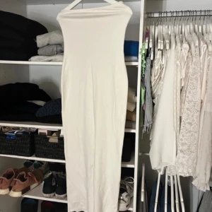 Tubklänning  - Från nakd storlek S, använd 1 gång 