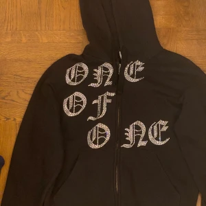One of One Zip Hoodie Svart - Storlek: S  Skick: 9/10