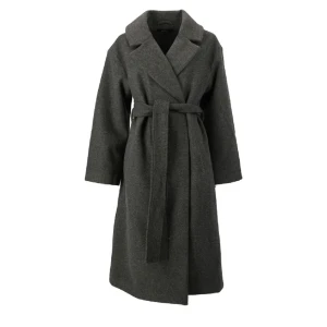 Mörkgrå kappa - Helt ny skick, aldrig använd men kunde tyvärr inte lämna tillbaka då det hade gått för många dagar. Helt slut på hemsidan! Nypris: 799