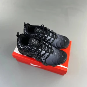 Nike Vapor Max - Säljer helt nya Nike VM som är sällsynta till ett mycket bra pris