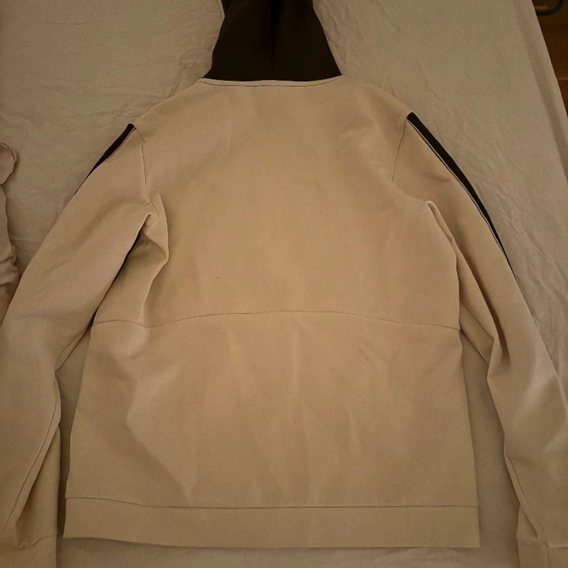 Hugo boss tröja  - 90