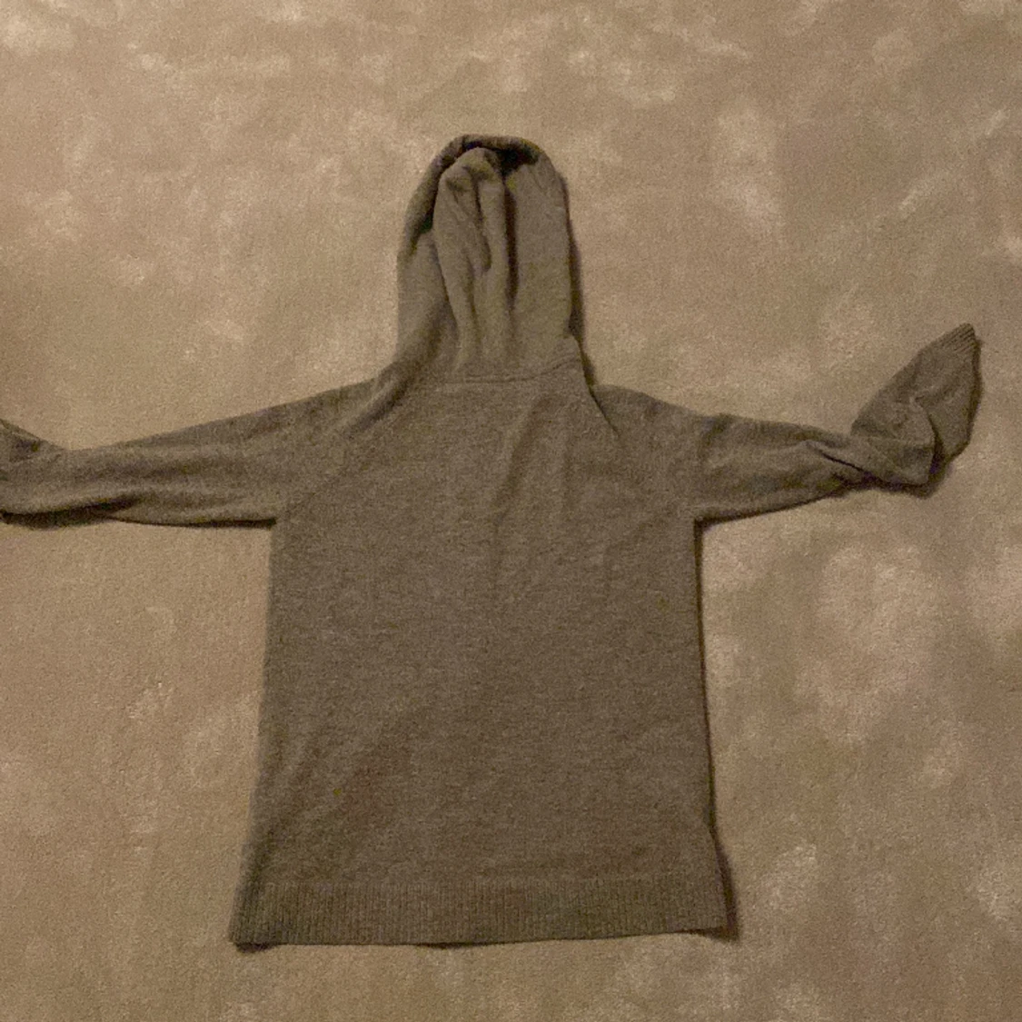 Cashmire Hoodie  - 90