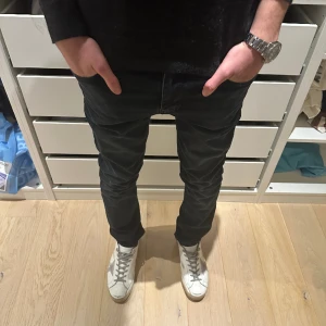 Jacob cohen  - Tja! Säljer nu mina riktigt feta limited edition jacob cohen jeans, toppskick, pris 1299, 30x32. Kom pm angående frågor eller intresse 