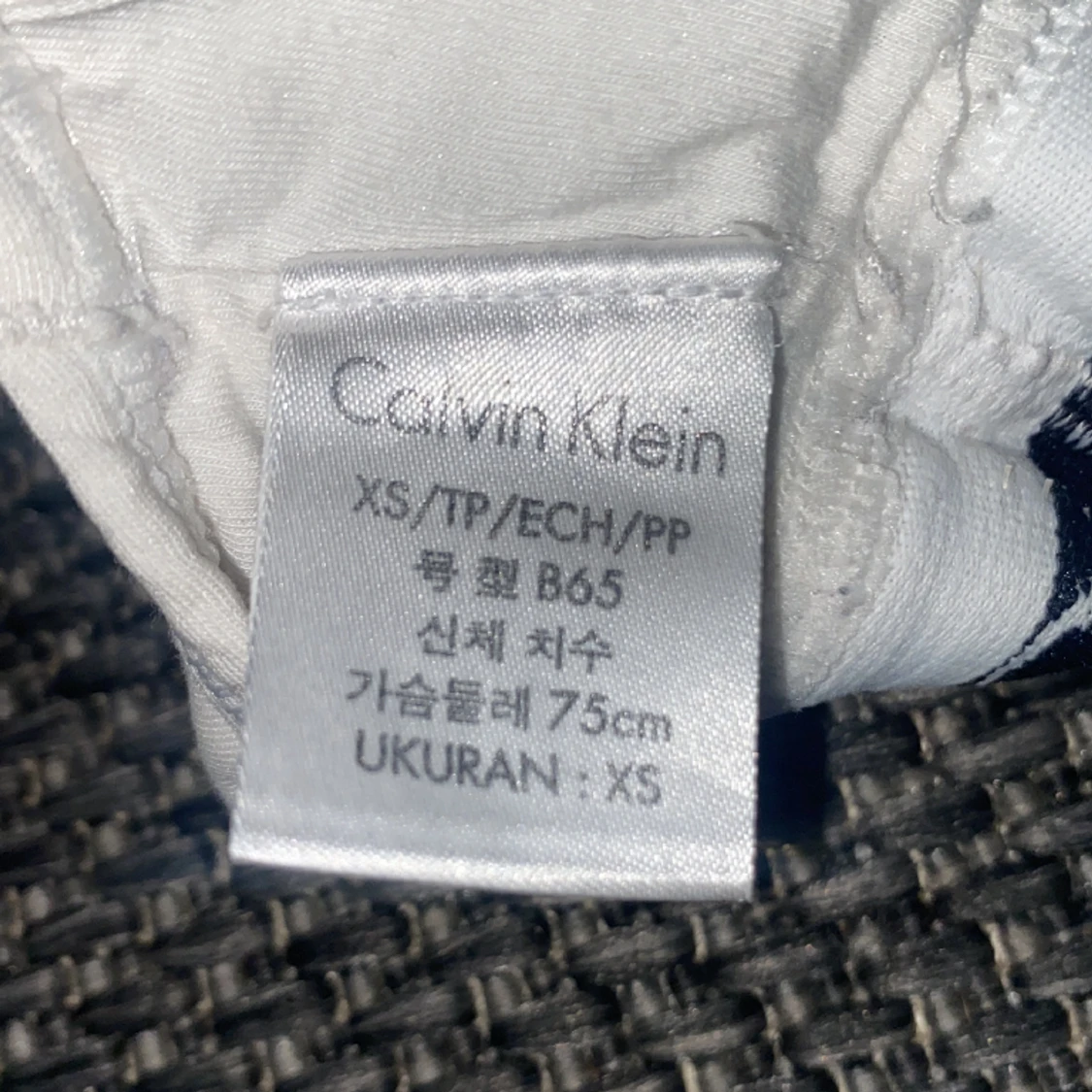 Calvin Klein Bh - 91
