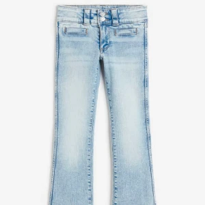 Jeans - Säljer dom här populära jeansen. kom privat för fler bilder