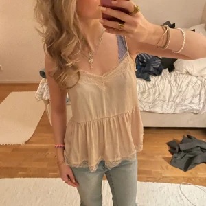 Spets linne - Snyggt linne, fin färg! 
