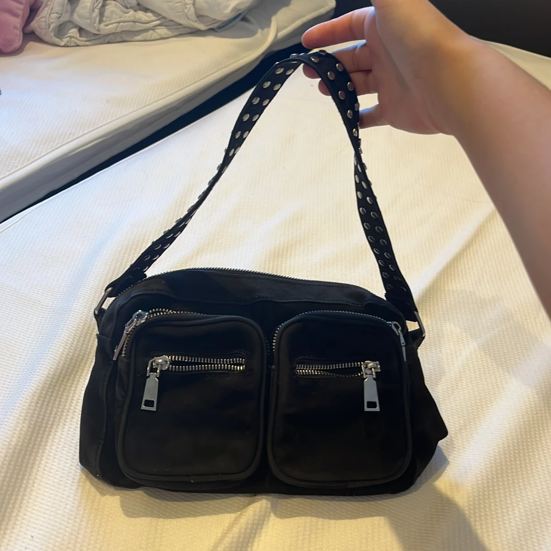 Svart Noella väska