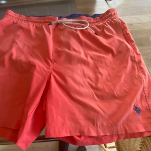 2x Polo Ralph Lauren badshorts - Large herr - 2x Polo Ralph Lauren badshorts  Storlek Large 
