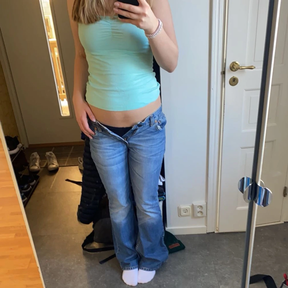 Utsvängda Lågmidjade Levis jeans - 90