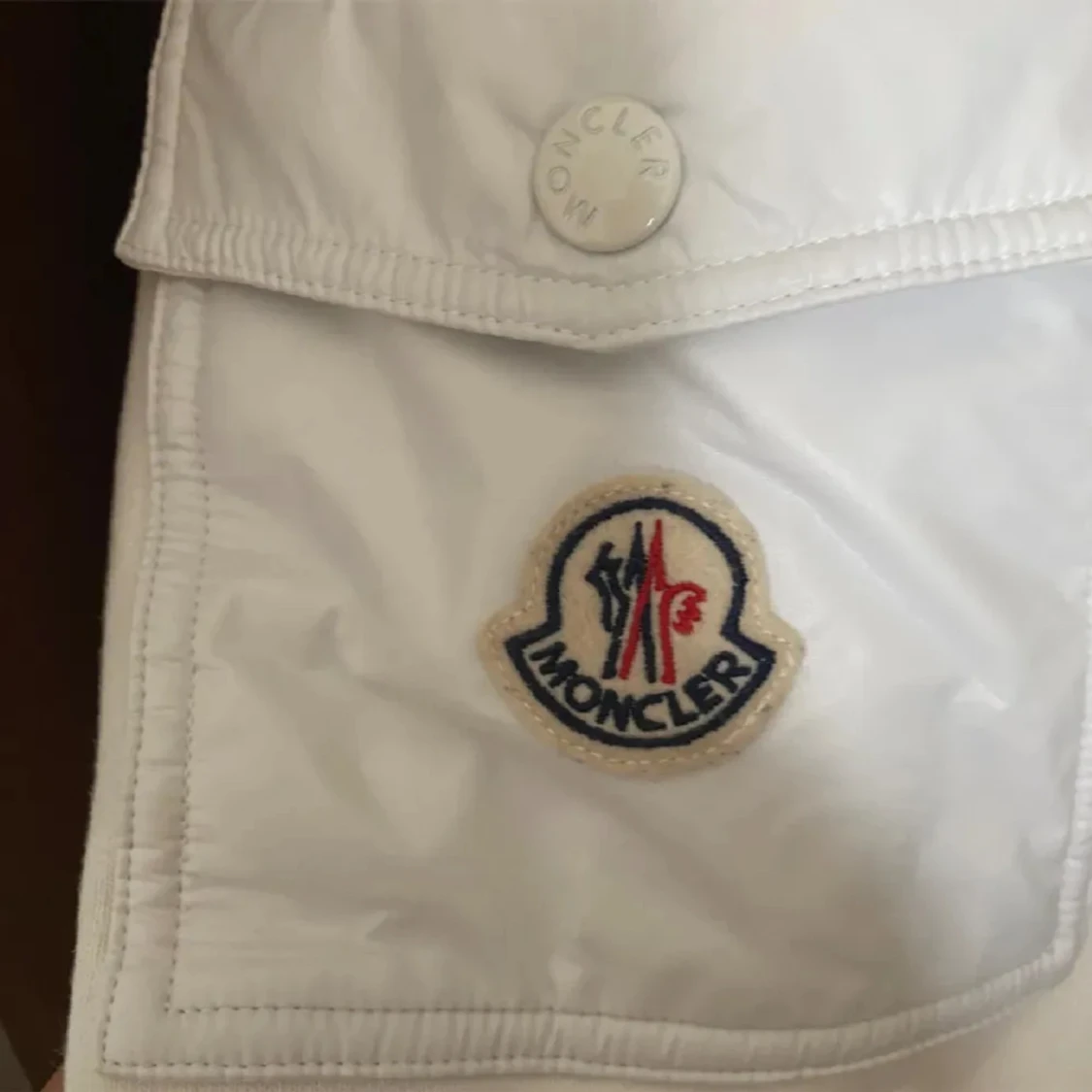 Moncler jacka vit - 90