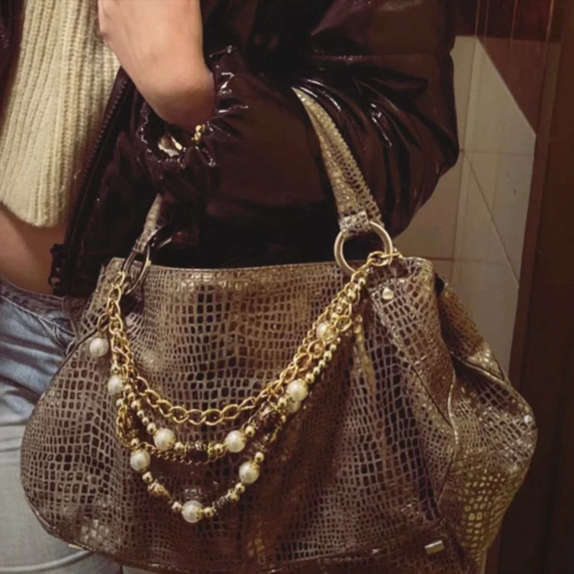 Orm mönstrad väska