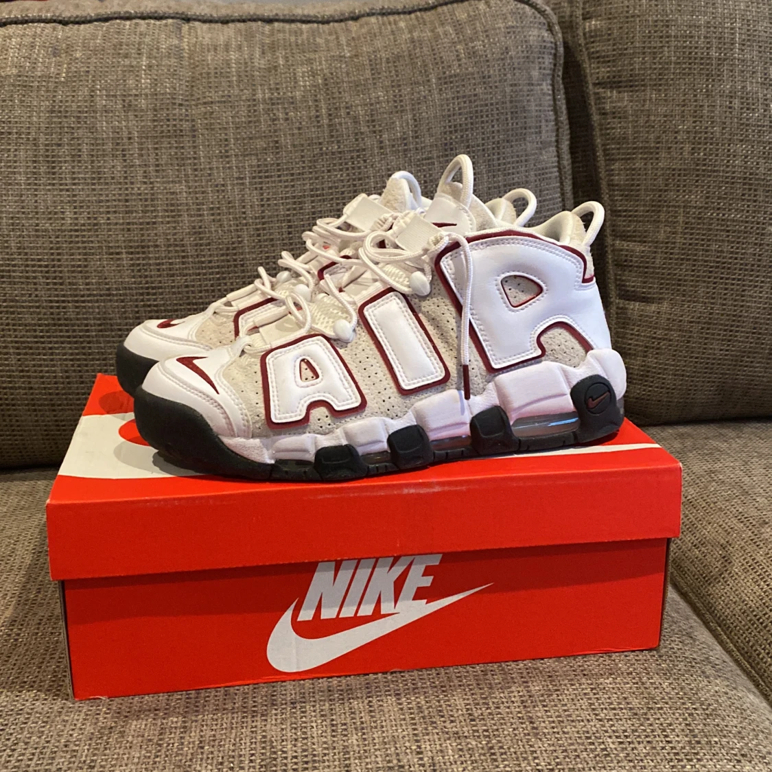 Feta Nike uptempo