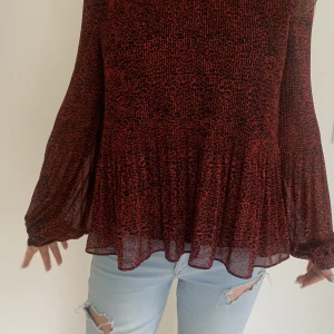 Leopard blus - Säljer pågrund av att den ej kommer till använding🥰