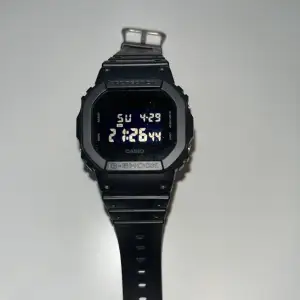 G-SHOCK casio digital klocka aldrig använd köpt 2020-10-26 men ser ny ut 